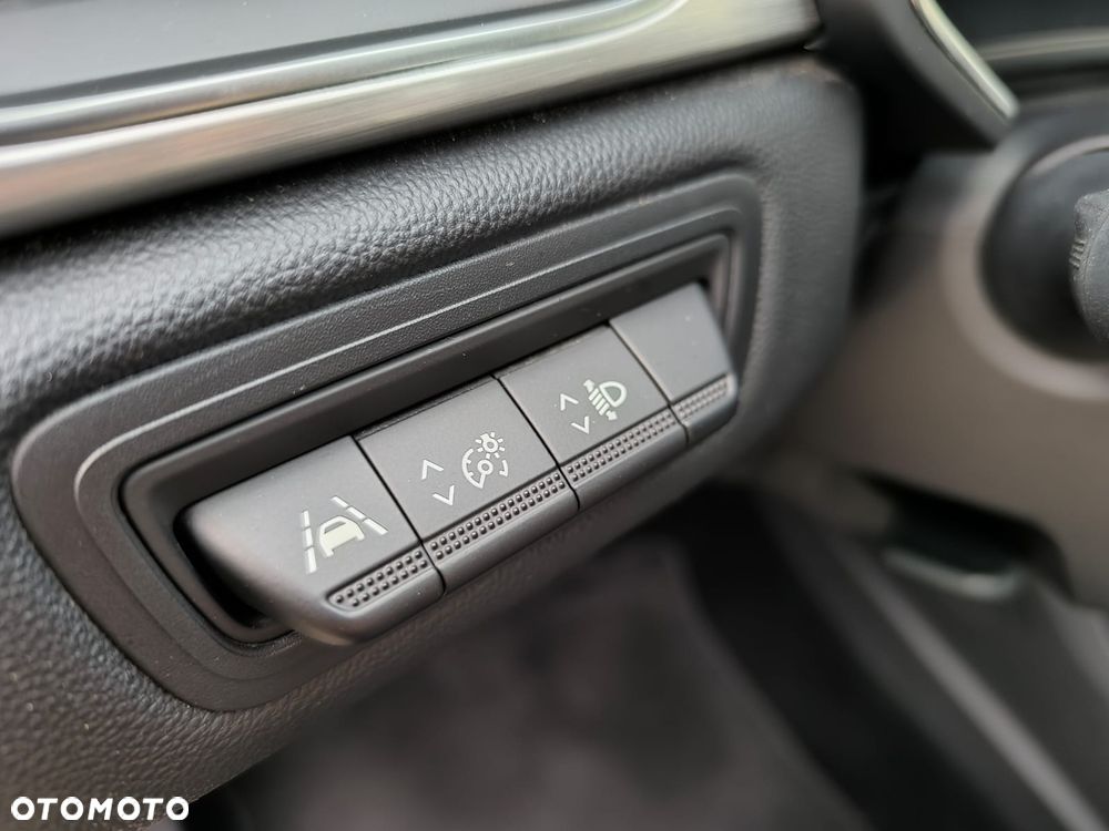 Renault Captur TCe 100 EXPERIENCE - 17