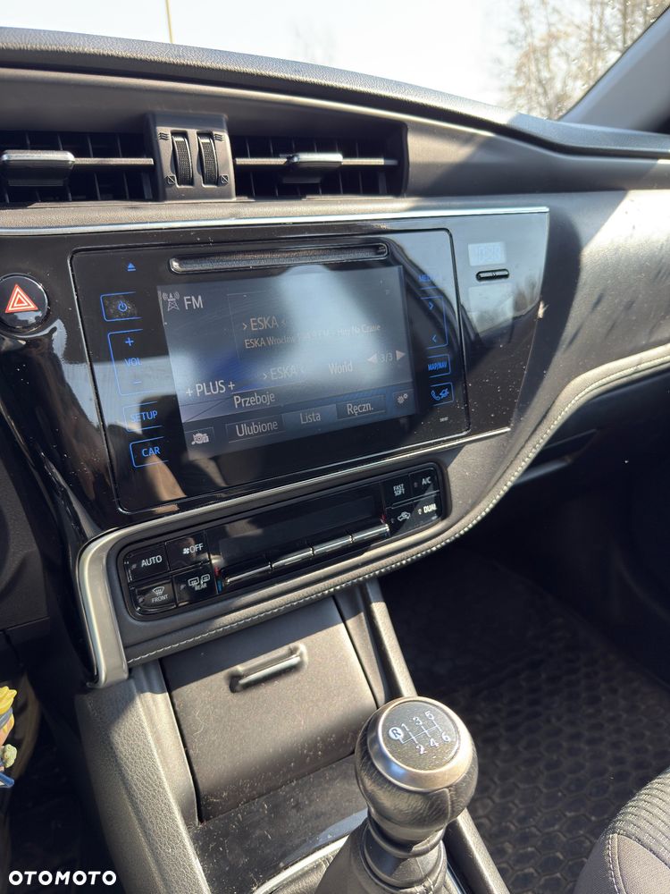 Toyota Corolla 1.6 Comfort - 8