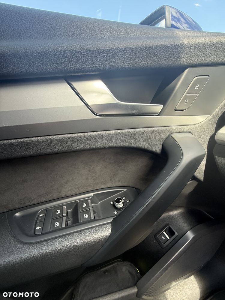 Audi Q5 35 TDI mHEV S Line S tronic - 18