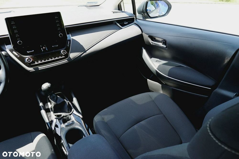 Toyota Corolla 1.5 Comfort - 12