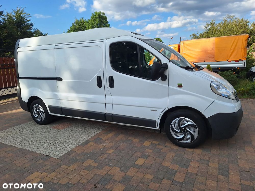 Opel Vivaro - 19