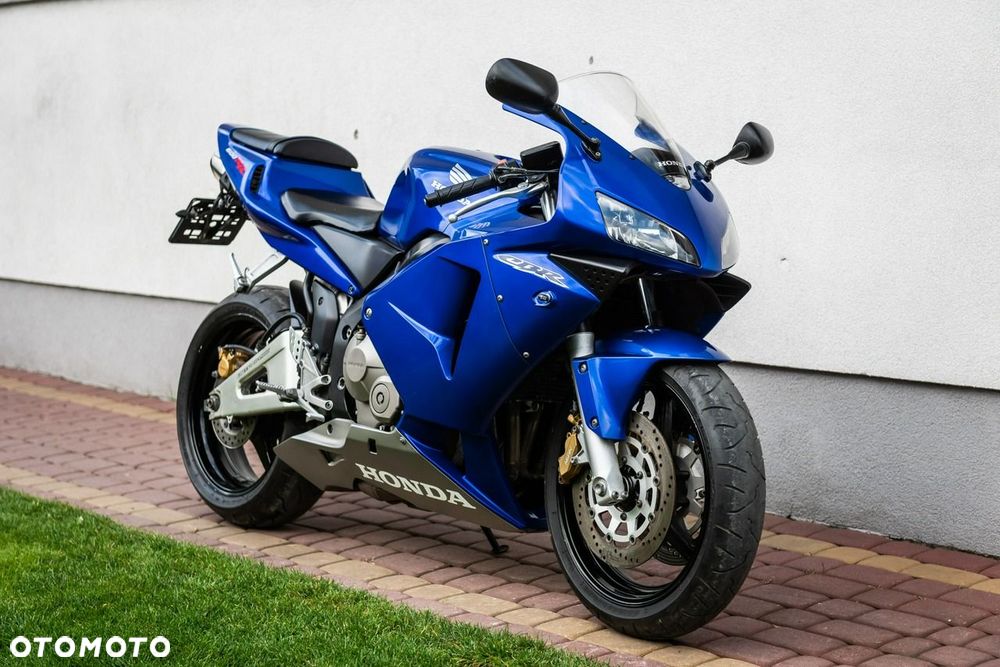 Honda CBR - 1