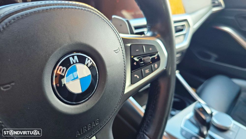 BMW 320 d Pack M Auto - 26