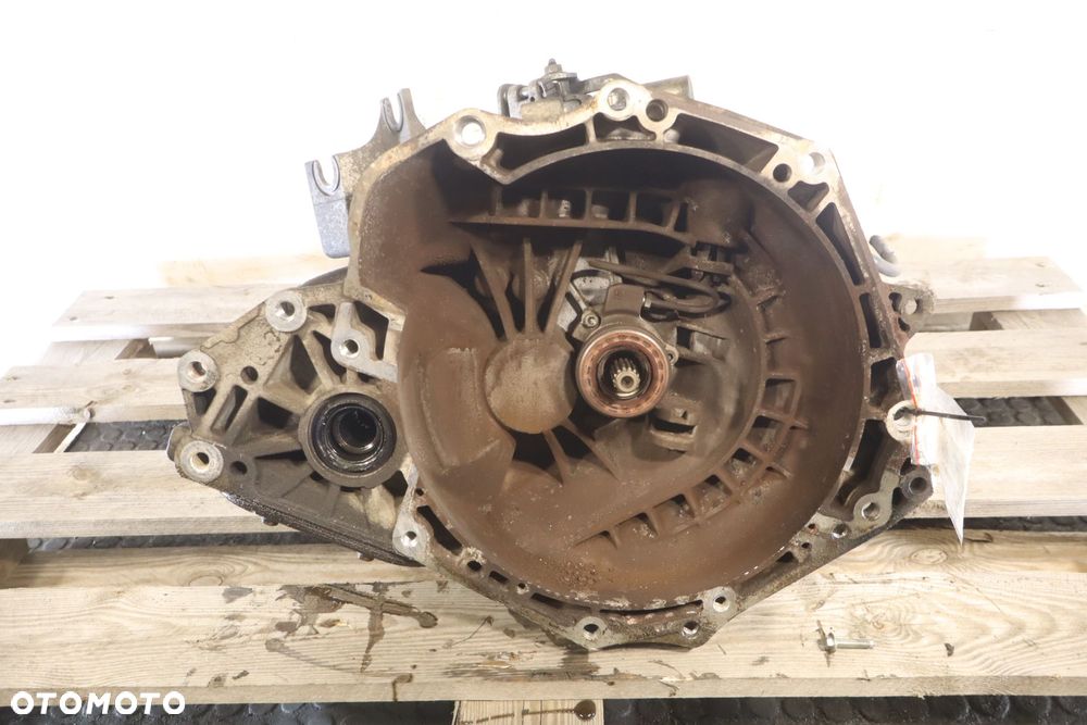 SKRZYNIA BIEGÓW 5 BIEGOWA OPEL ASTRA J 1.4 U6W413 - 1