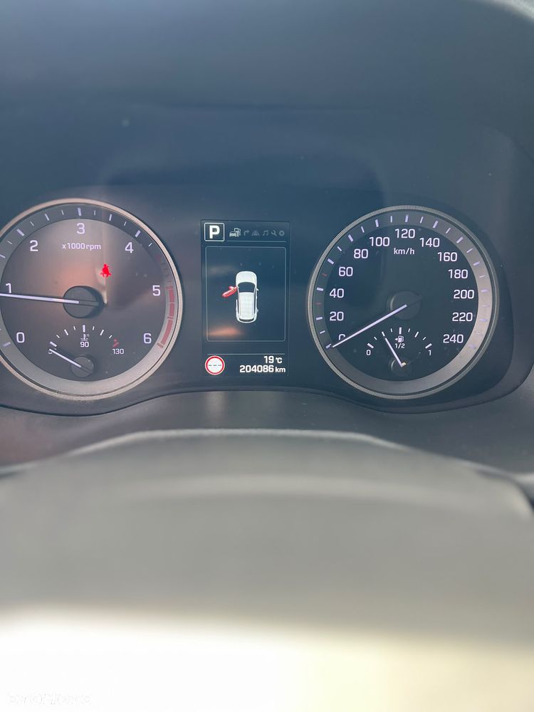 Hyundai Tucson 1.7 CRDI BlueDrive Comfort 2WD DCT - 8