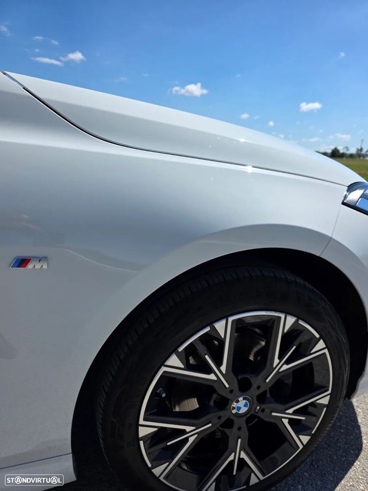 BMW 118 d Pack Desportivo M - 7