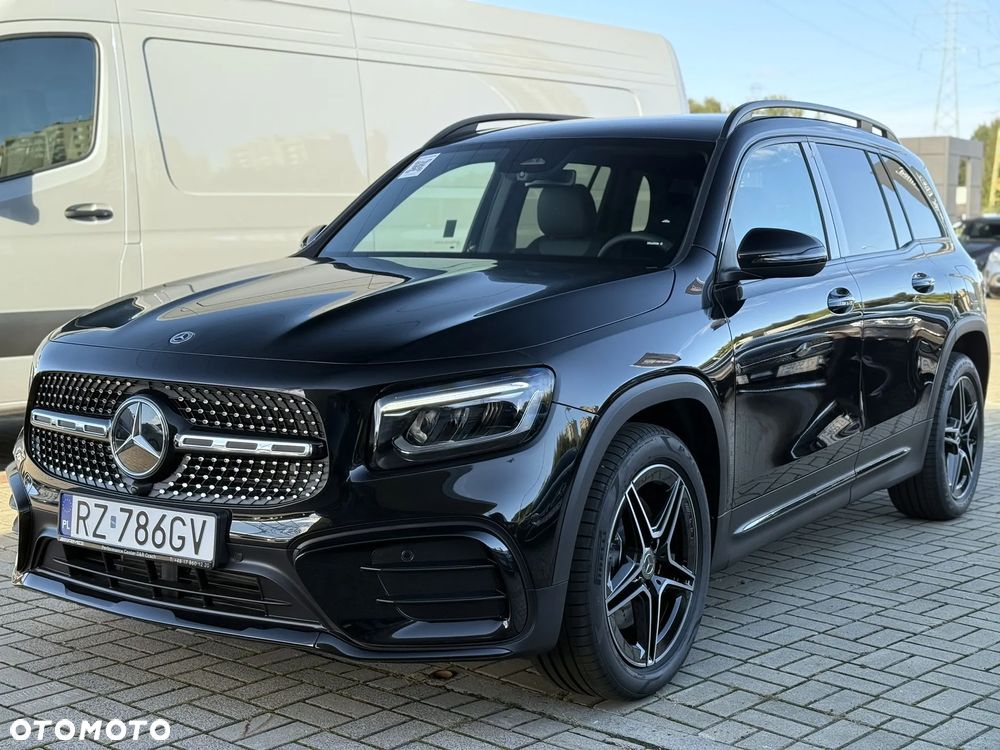 Mercedes-Benz GLB 220 mHEV 4-Matic AMG Line 8G-DCT - 3