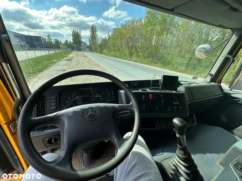 Mercedes-Benz Actros - 2