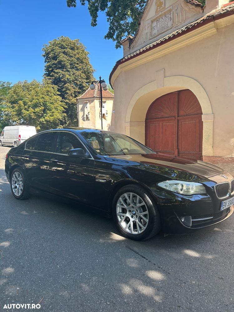 BMW Seria 5 525d xDrive - 3
