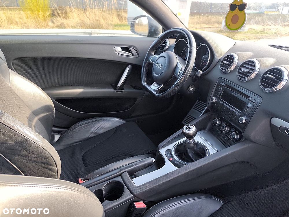 Audi TT Coupé - 8