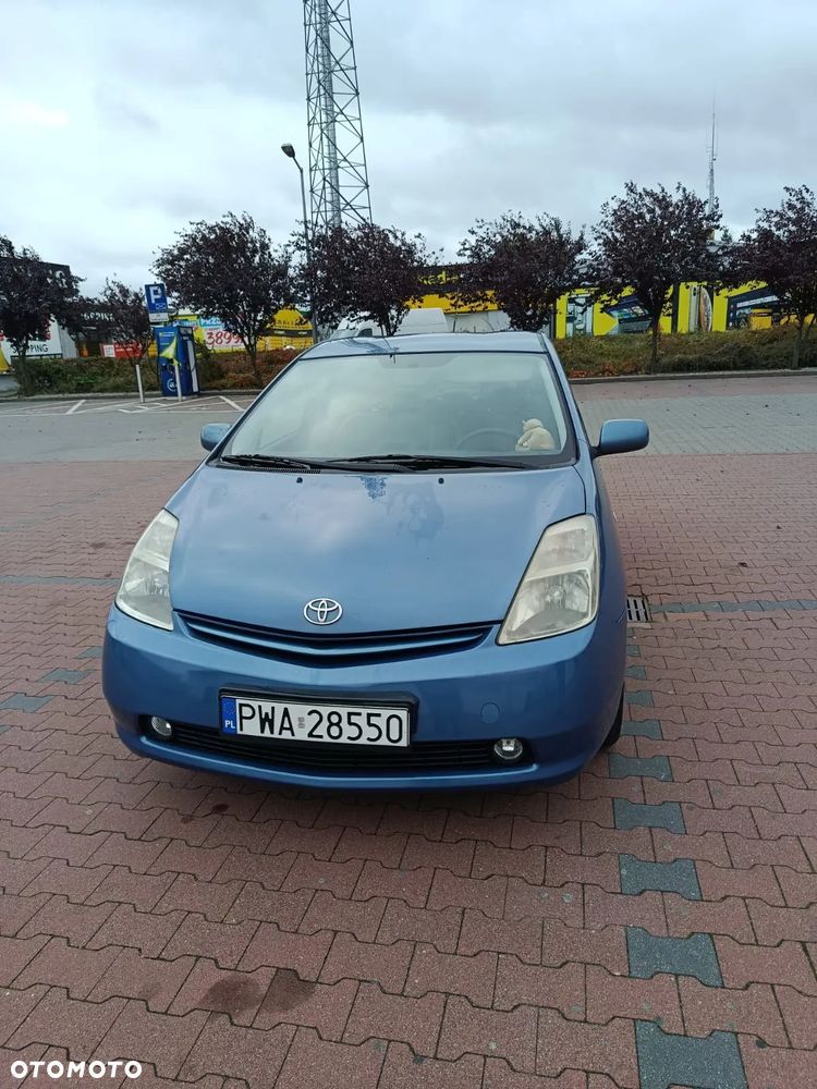 Toyota Prius - 1