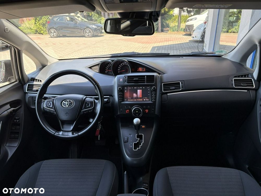 Toyota Verso - 8