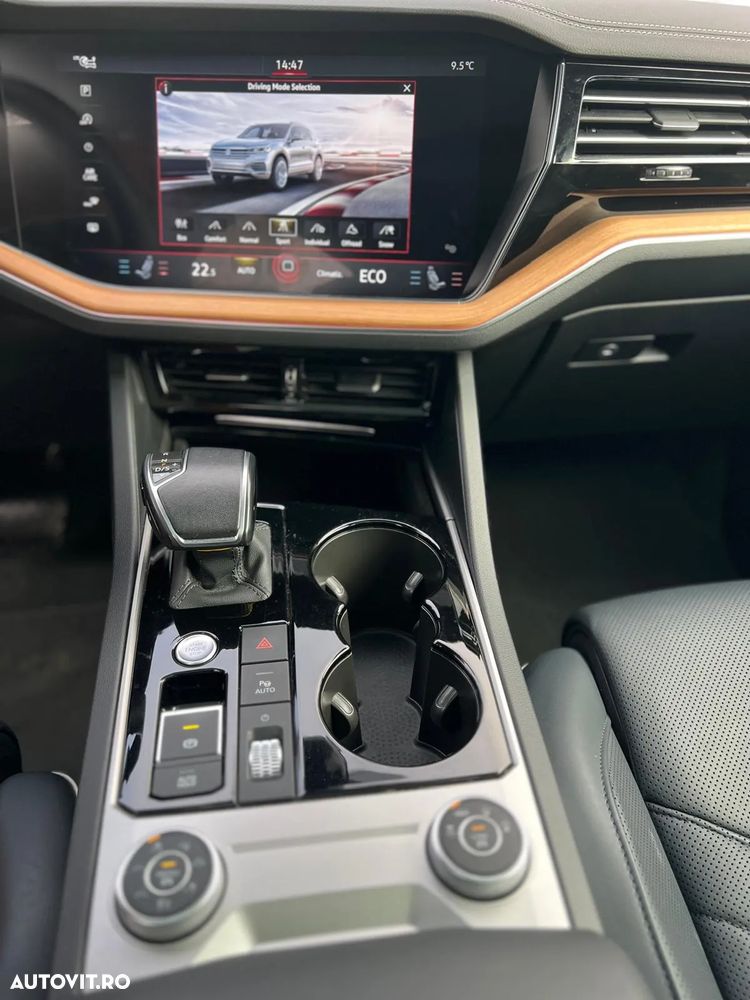 Volkswagen Touareg 3.0 V6 TSI OPF 4Motion Aut. Atmosphere - 14