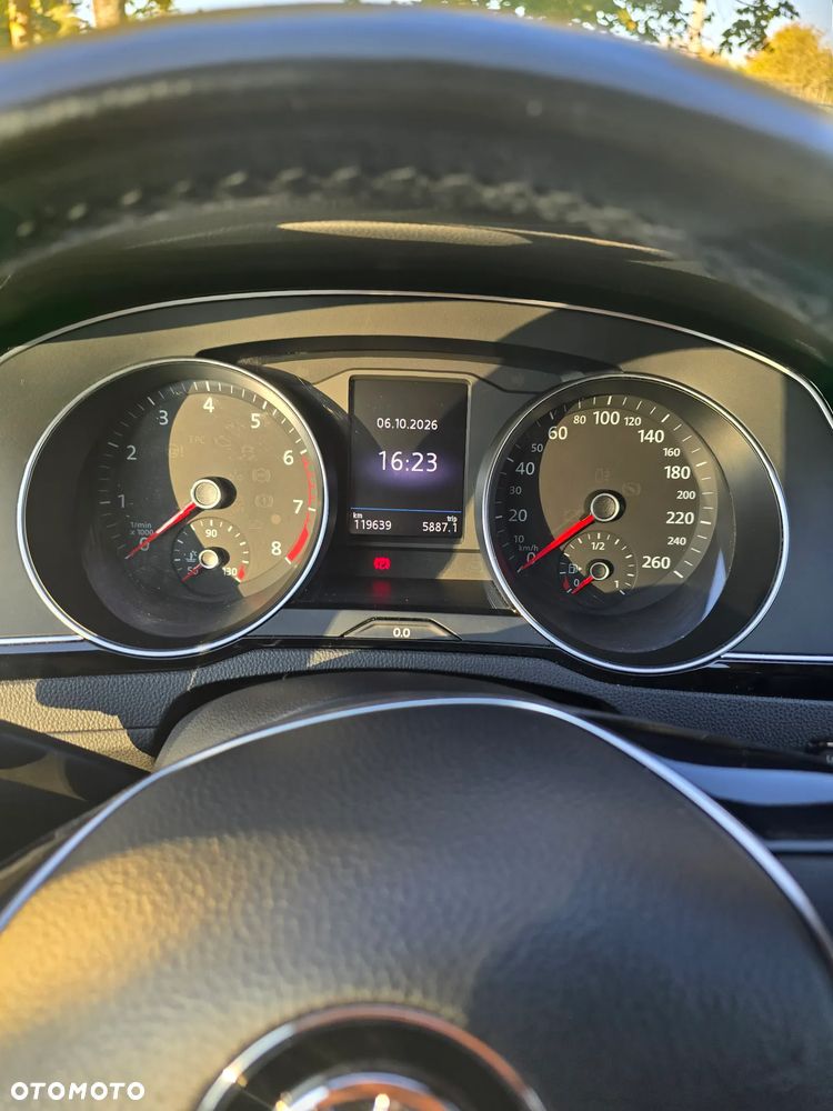 Volkswagen Passat 1.8 TSI BMT Highline - 11