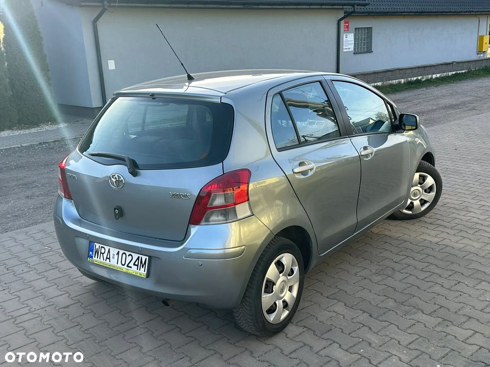 Toyota Yaris 1.33 Life - 13