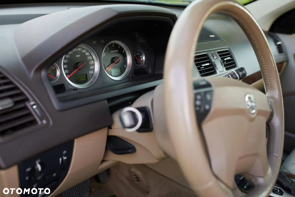 Volvo XC 90 - 32
