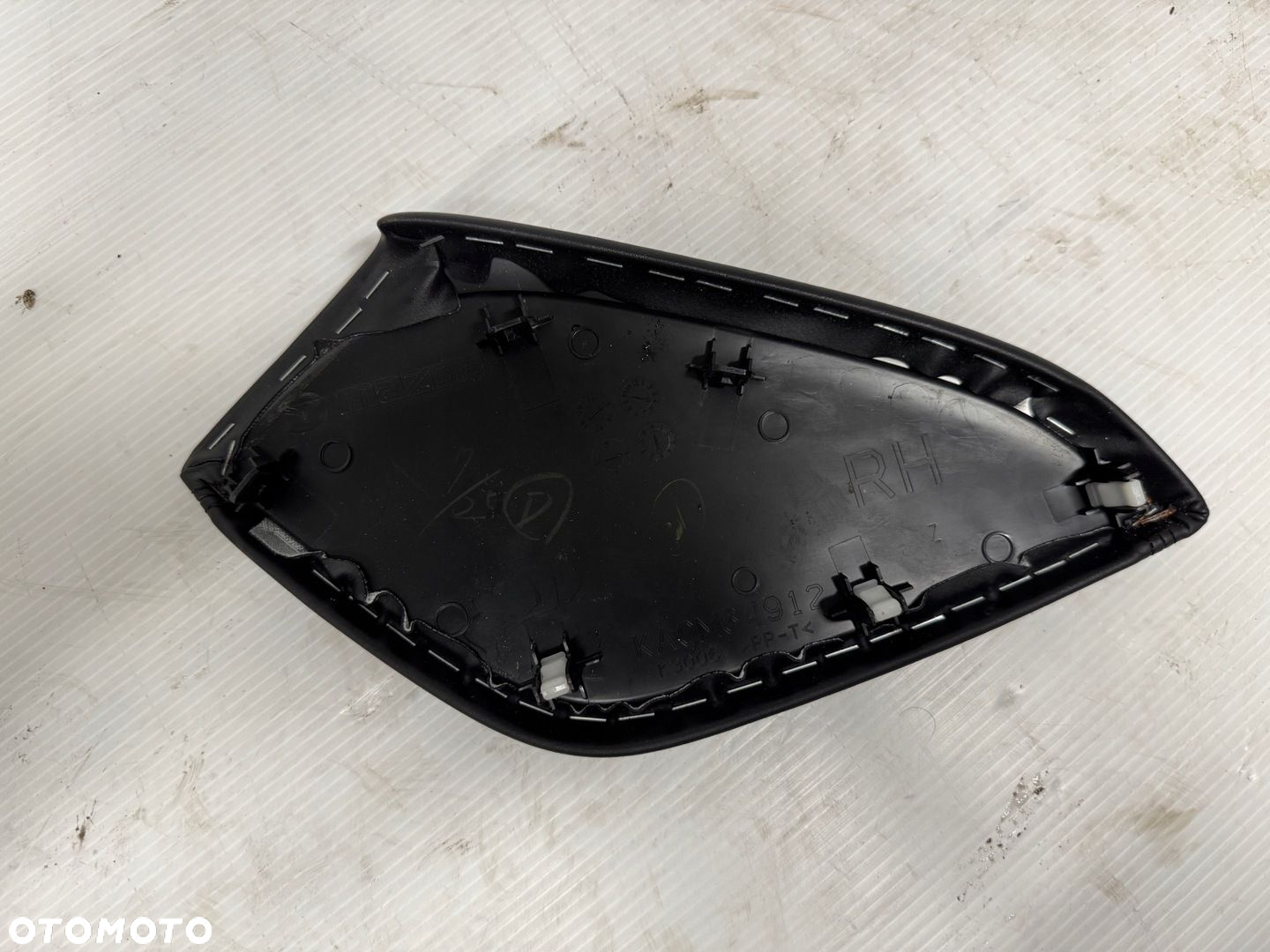 MAZDA CX5 CX-5 I 12-17 ZAŚLEPKA DESKI KONSOLI SKÓRZANA PRAWA KA0M64912 - 2