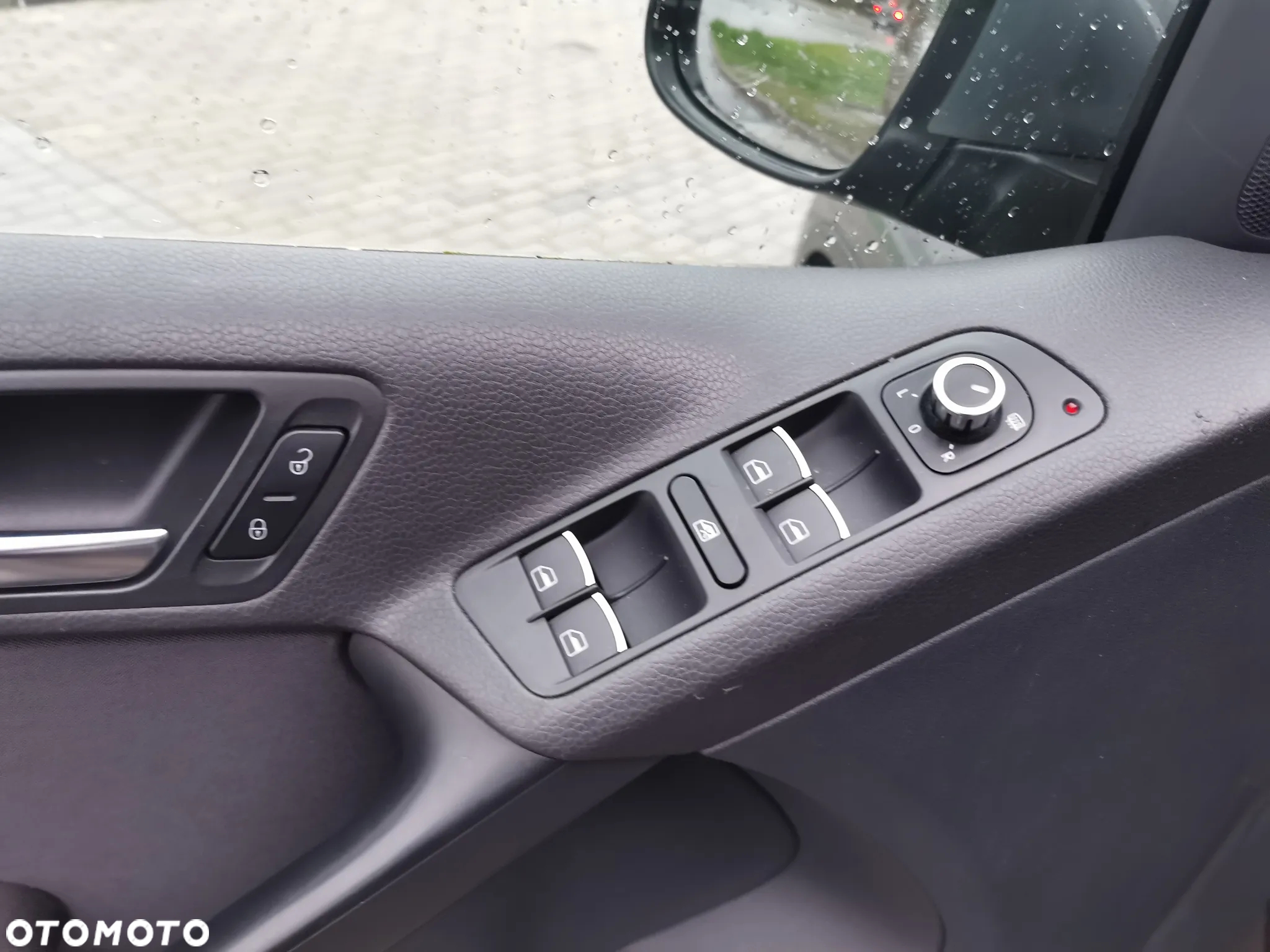 Volkswagen Tiguan 2.0 TDI 4Mot Perfectline R-Style DSG - 11