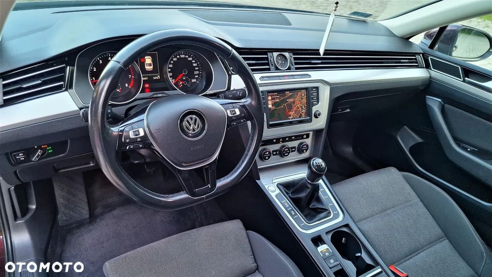 Volkswagen Passat 1.8 TSI BMT Comfortline - 8