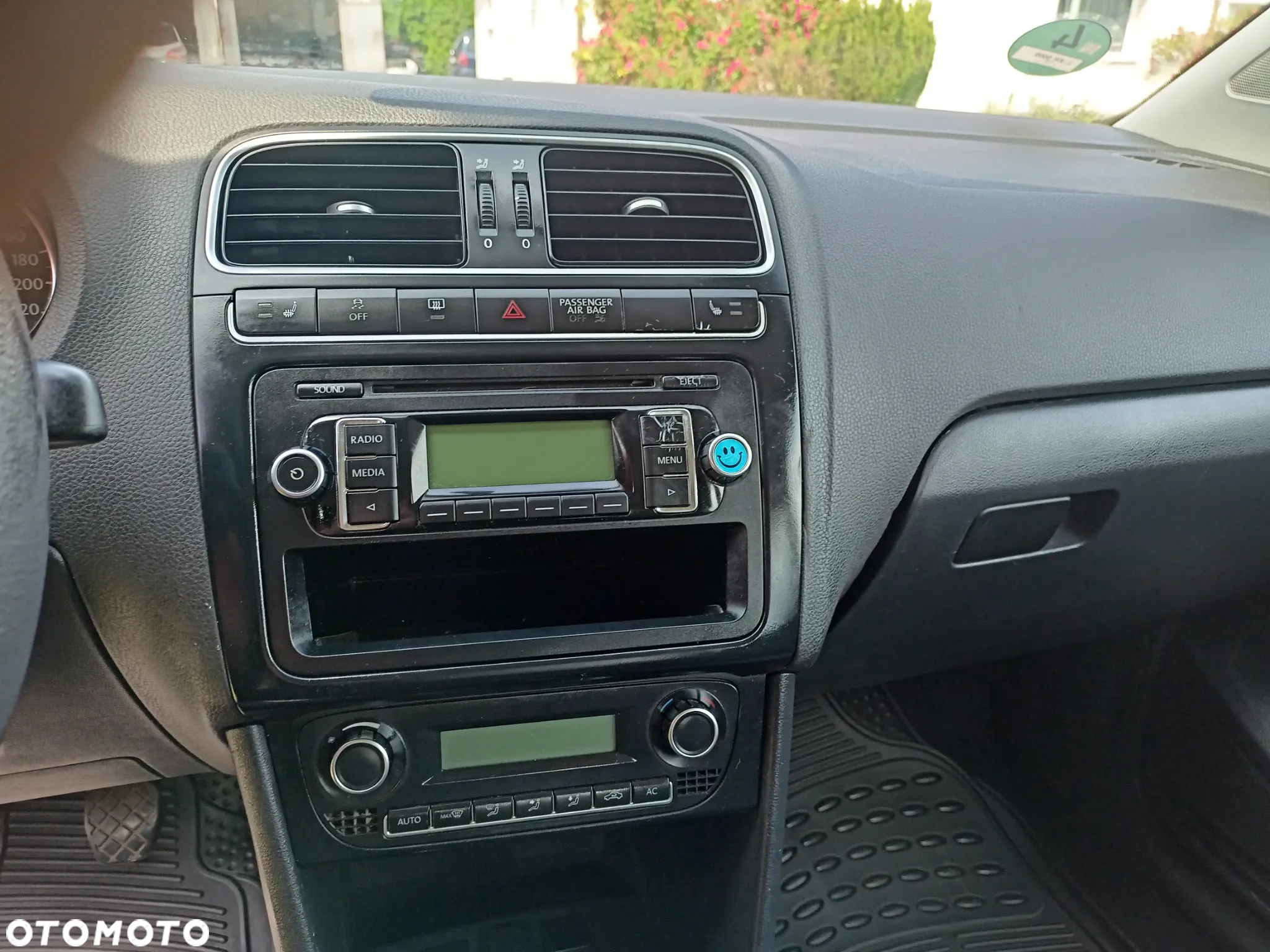 Volkswagen Polo 1.4 16V Comfortline - 18