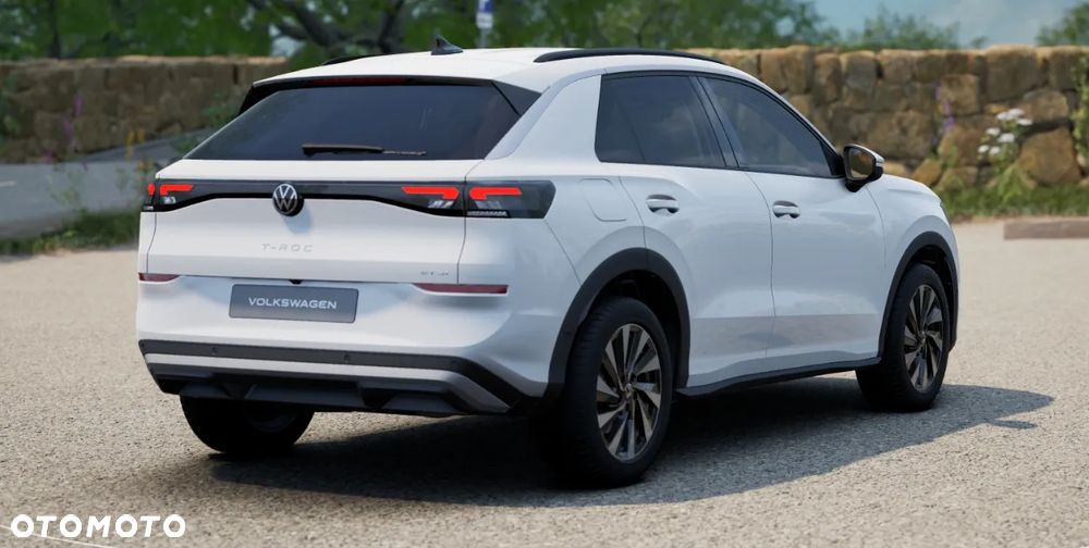 Volkswagen T-Roc 1.5 eTSI Life DSG - 9