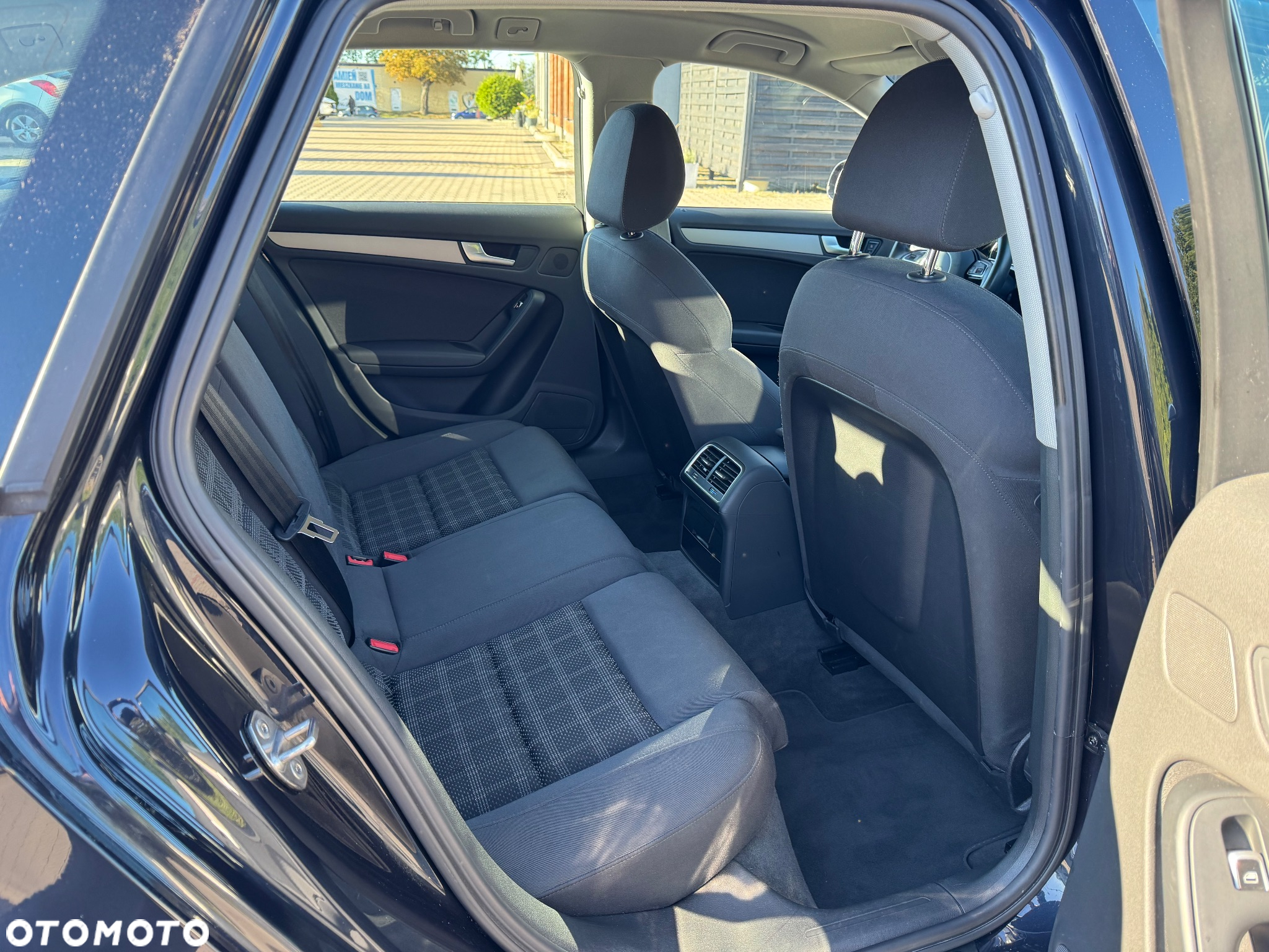 Audi A4 Avant 2.0 TDI - 24