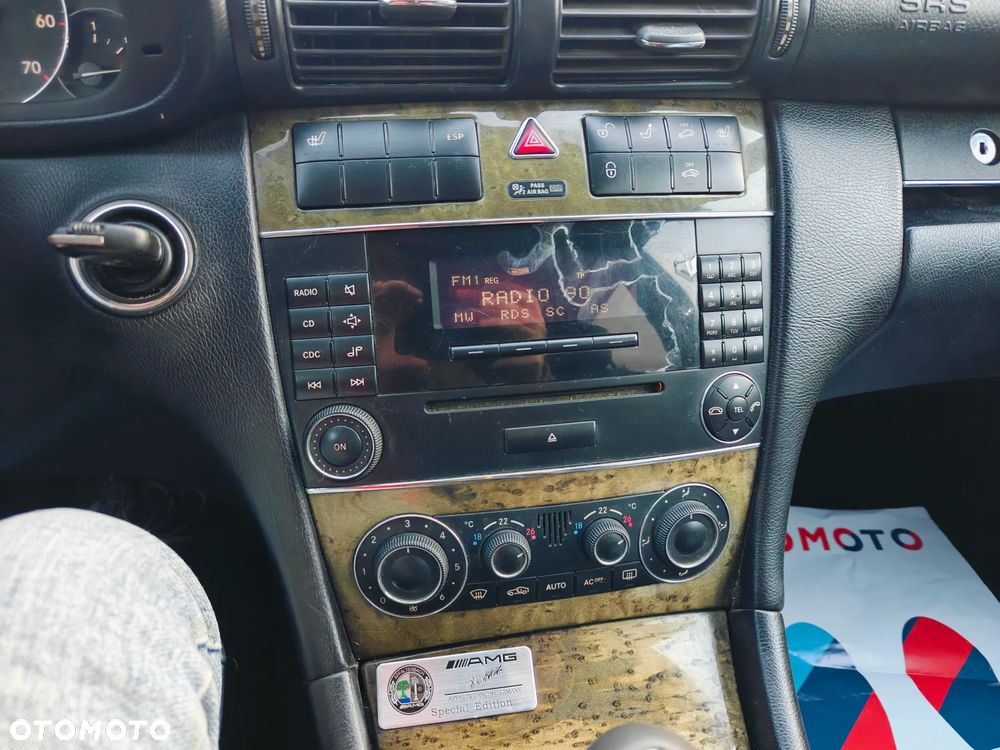 Mercedes-Benz Klasa C 180 Kompressor Elegance - 22