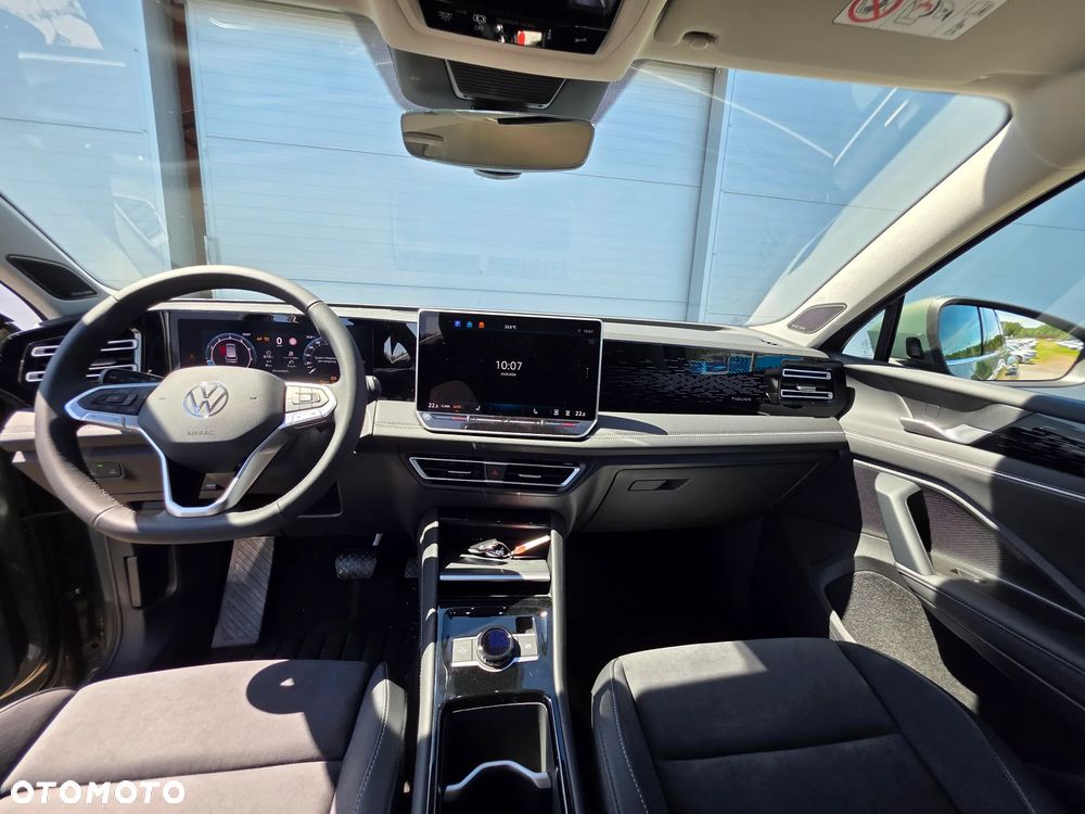 Volkswagen Tiguan 2.0 TSI 4Mot Elegance DSG - 18
