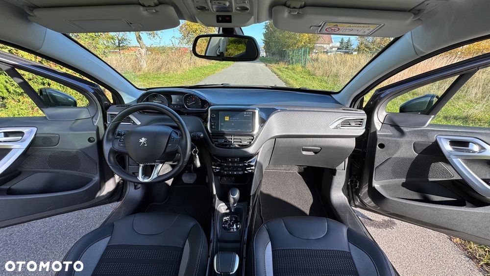 Peugeot 2008 1.2 Pure Tech Crossway S&S EAT6 - 10