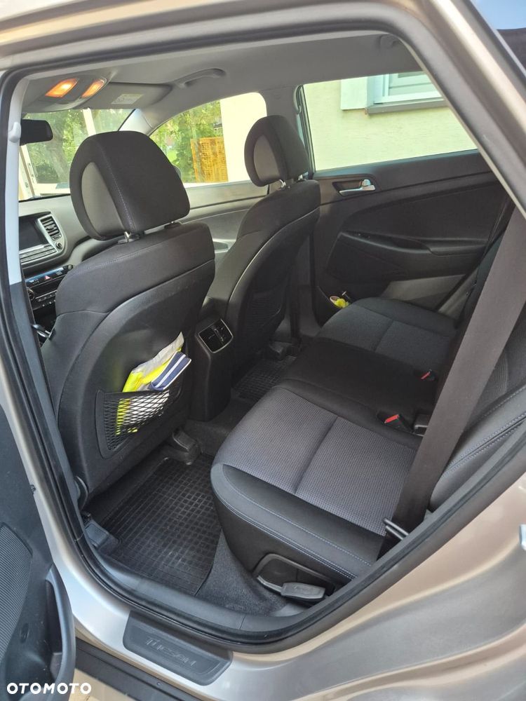 Hyundai Tucson 1.7 CRDI BlueDrive Premium 2WD DCT - 8