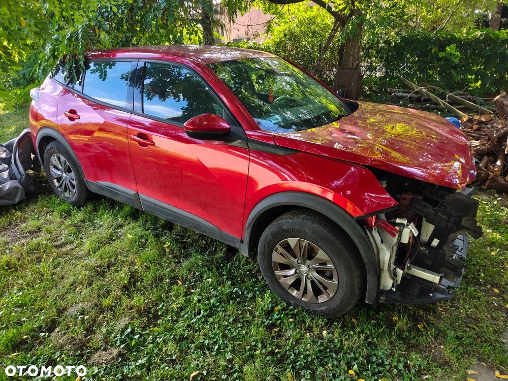 Peugeot 2008 1.2 PureTech Allure S&S EAT8 - 3
