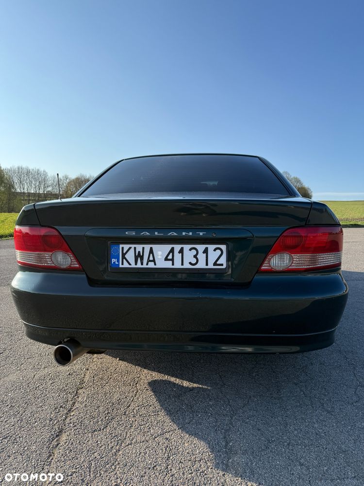 Mitsubishi Galant - 11