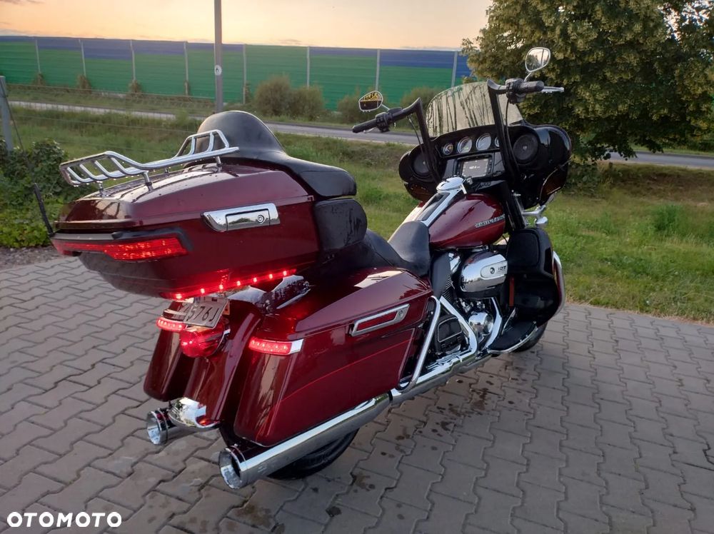 Harley-Davidson FLH Electra Glide - 4