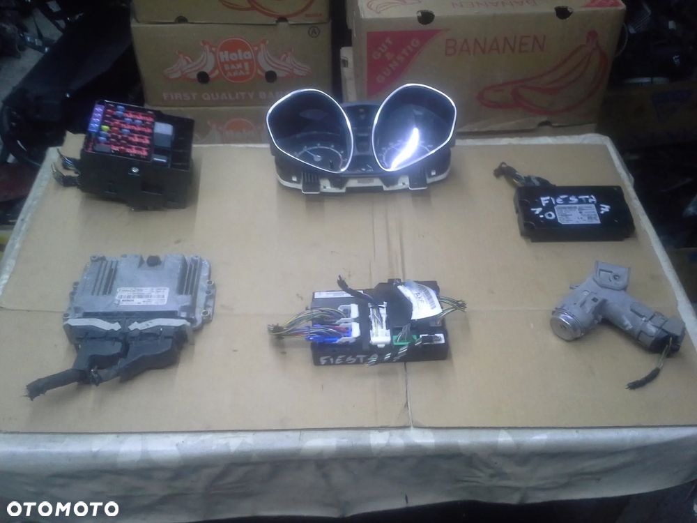 Ford Fiesta MK7 FL 1.0 EcoBoost zestaw startowy komputer 0261S11313 stacyjka immo - 1