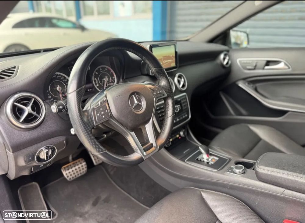 Mercedes-Benz A 45 AMG 4Matic Speedshift 7G-DCT Edition 1 - 7