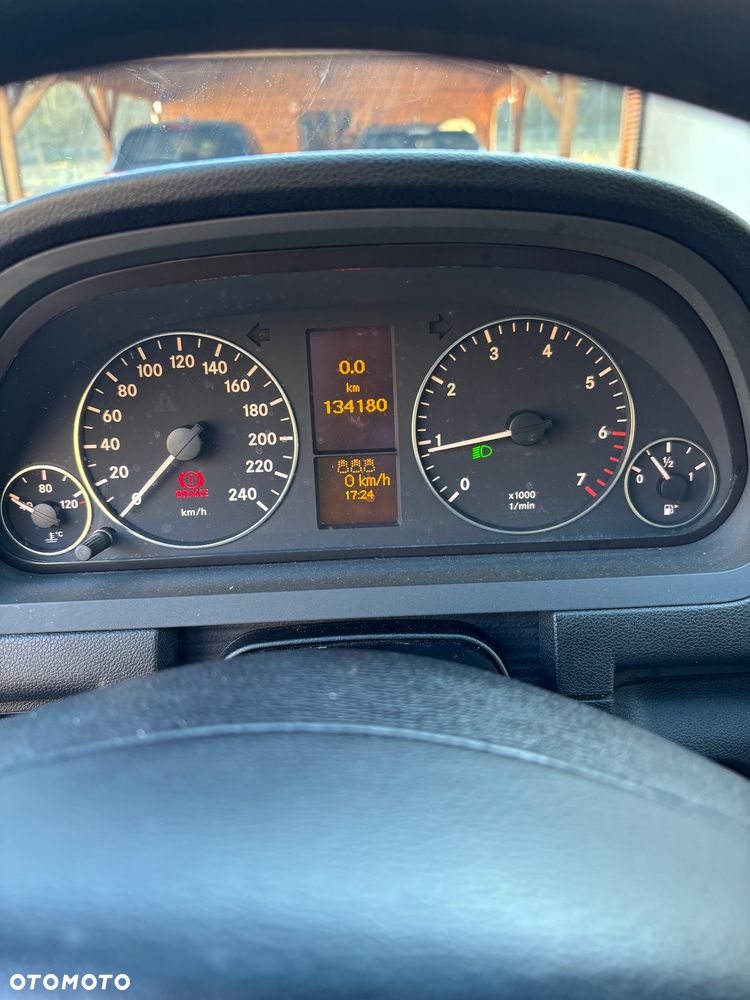 Mercedes-Benz Klasa A 150 Classic Edition 10 - 15