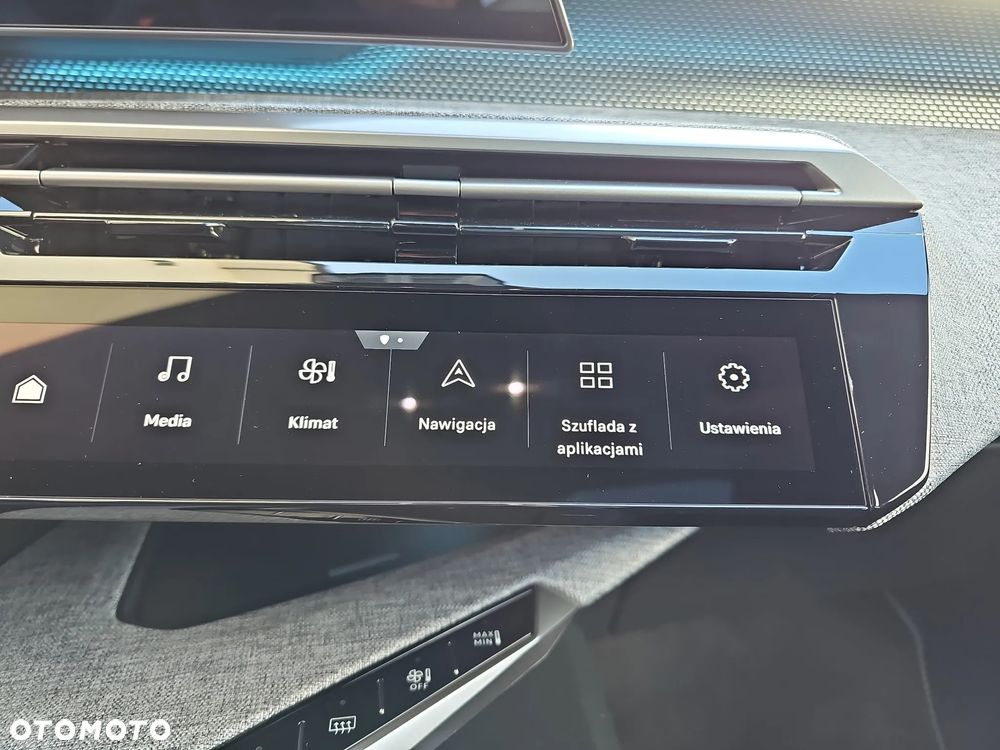 Peugeot 3008 1.2 PureTech mHEV GT S&S e-DCS6 - 21