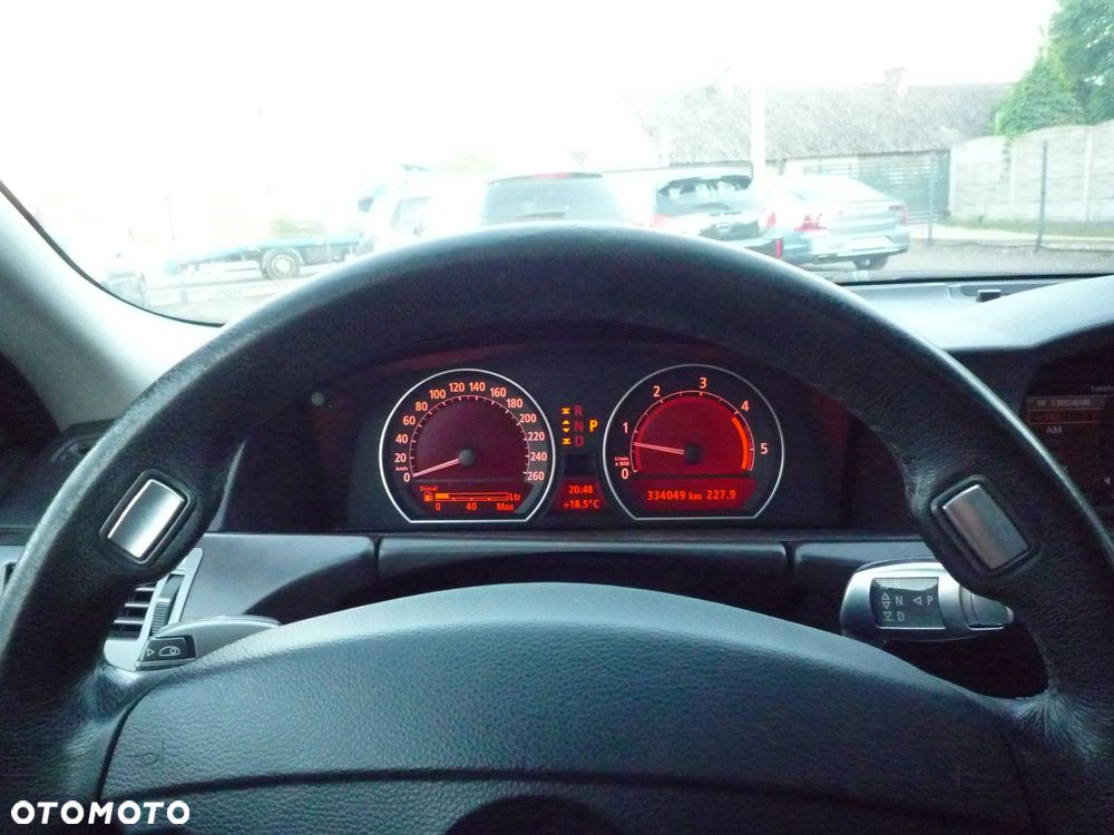 BMW Seria 7 730d - 18