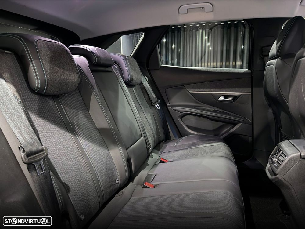 Peugeot 3008 1.2 PureTech Allure Pack - 39