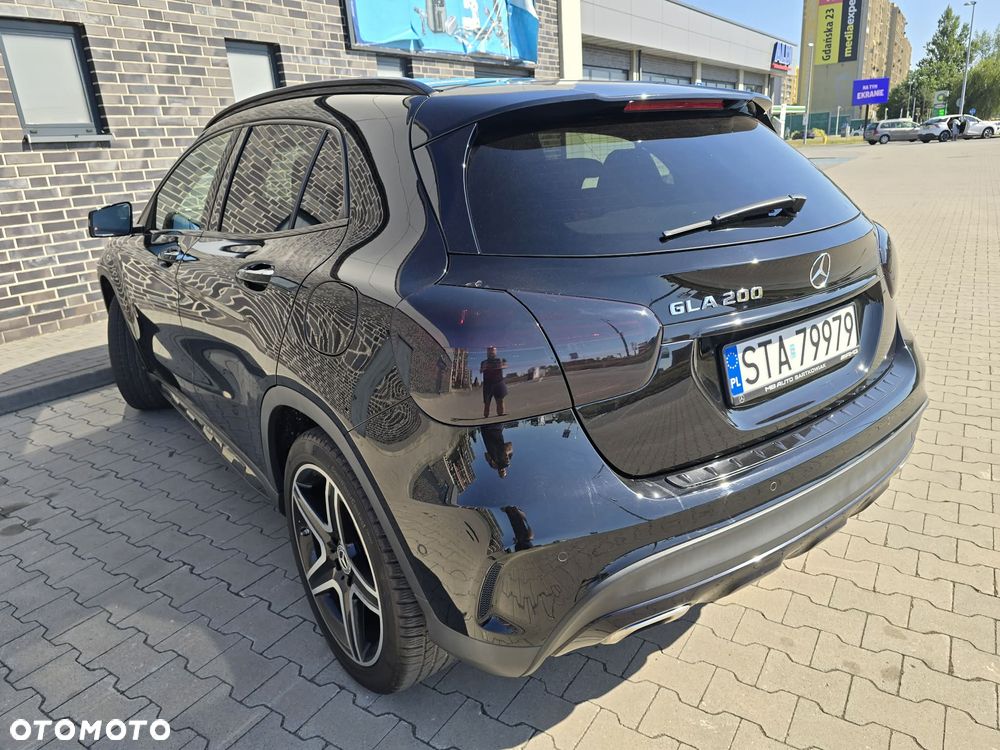 Mercedes-Benz GLA 200 7G-DCT AMG Line - 28