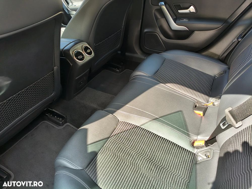 Mercedes-Benz CLA - 33