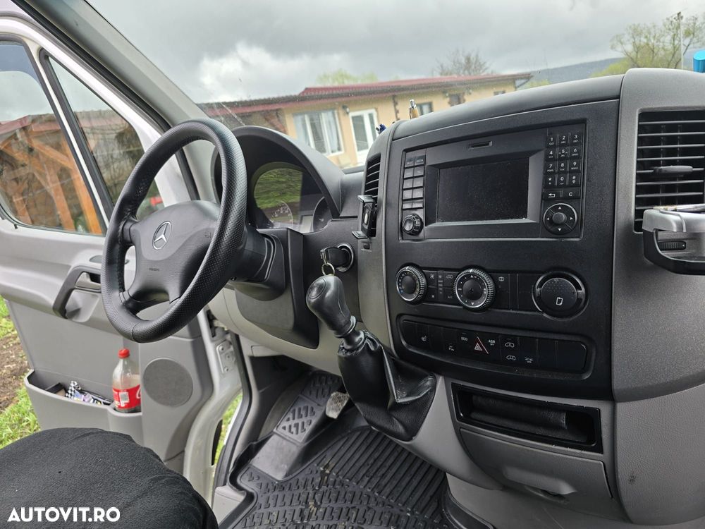 Mercedes-Benz SPRINTER - 12