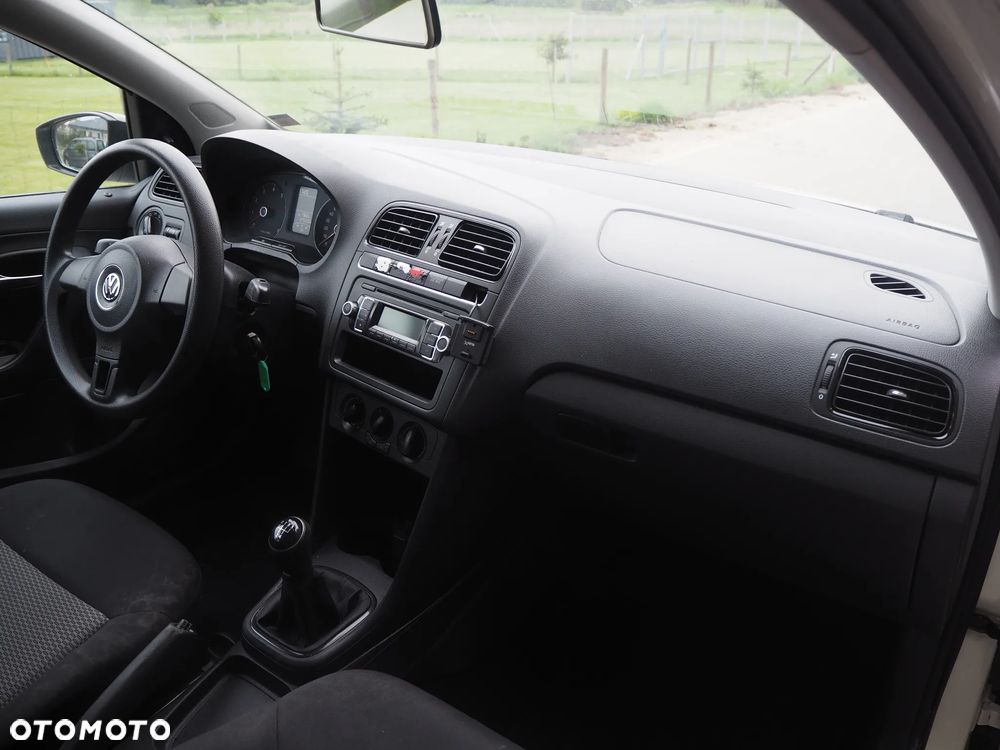 Volkswagen Polo - 6