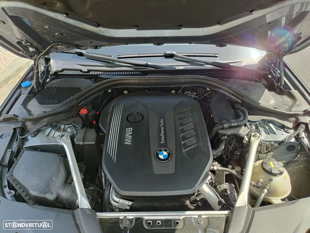 BMW 530 d xDrive Line Luxury Auto - 8