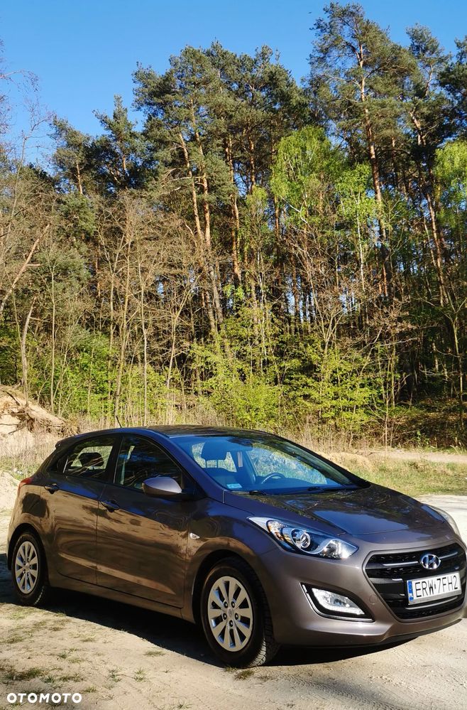 Hyundai i30 blue 1.4 Classic - 1
