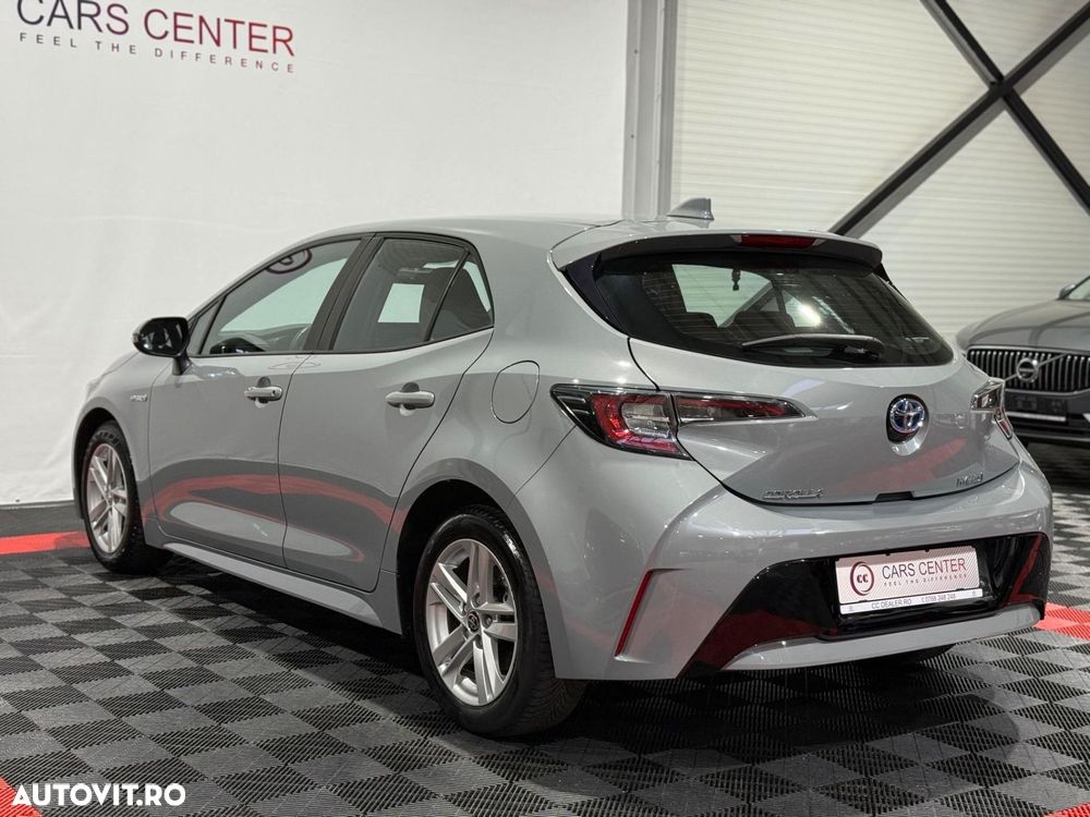 Toyota Corolla - 4