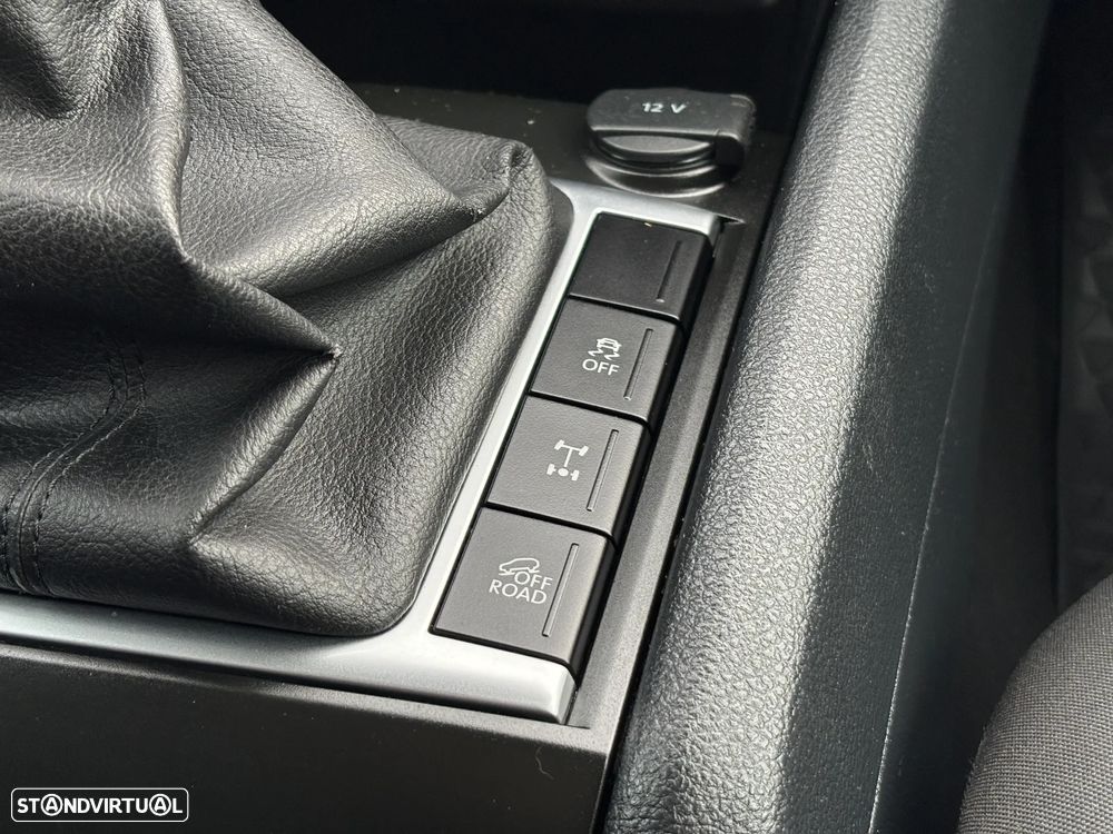 VW Amarok 3.0 TDI CD Comfort.4x4 - 8