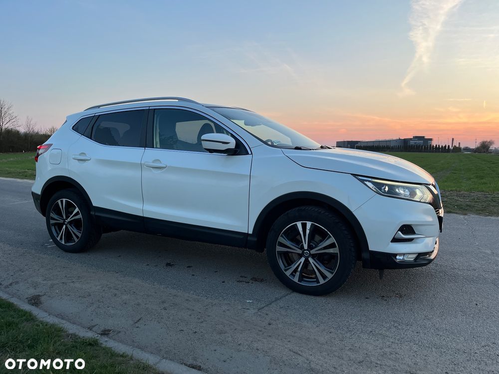 Nissan Qashqai 1.6 DIG-T N-Connecta - 10