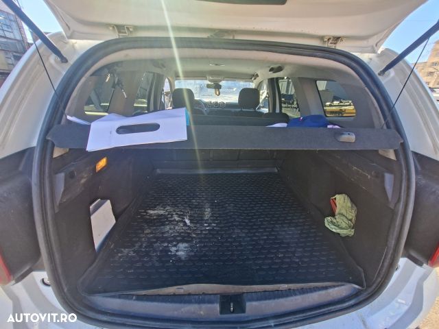 Dacia Duster 1.5 Blue dCi 4WD Comfort - 10