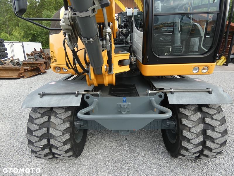 Liebherr A910 Compact ze Szwecji / ROTOTILT ZE SZCZYPCAMI / Super Stan / - 31